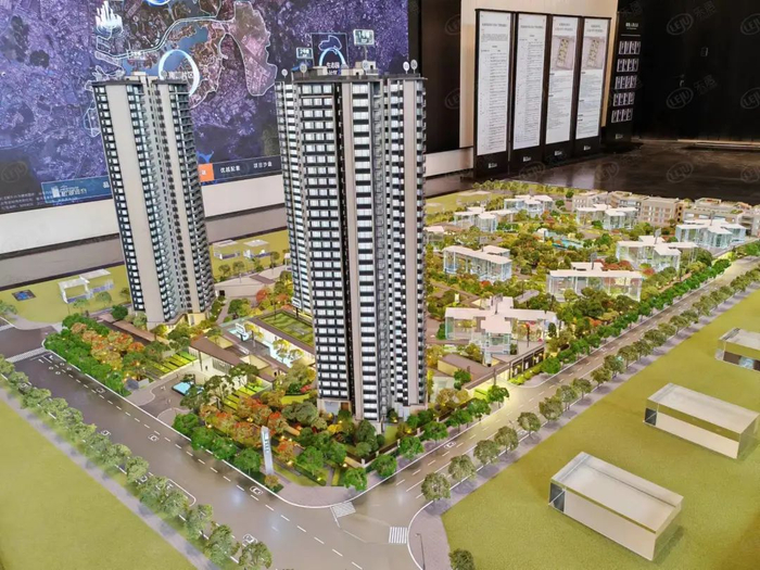 ▲松湖润府沙盘实景图