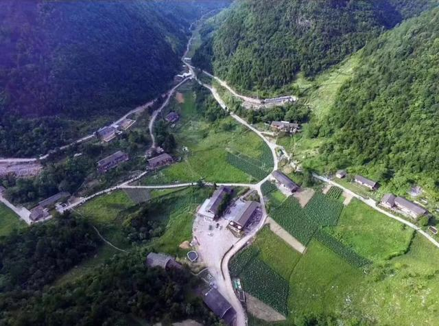 ▲奉节县兴隆镇六垭村卡麂坪