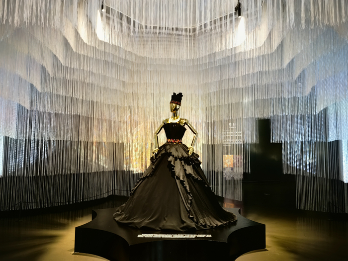 ▲“意象——中国西南少数民族服饰审美及其当代重塑特展”现场。南宁市博物馆供图