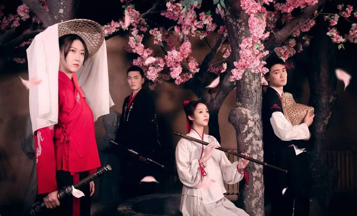 ▲密室演员进行沉浸式演绎 图源：大众点评