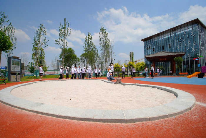 建在家门口的体育公园。
