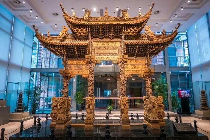 经修复的“土山湾牌楼”现存土山湾博物馆