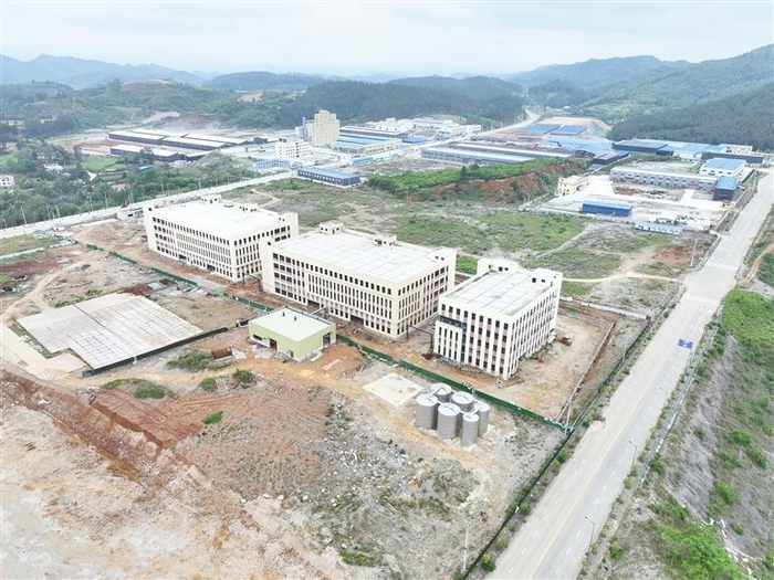     贵州九茅酒业有限公司。 通讯员 张平 摄