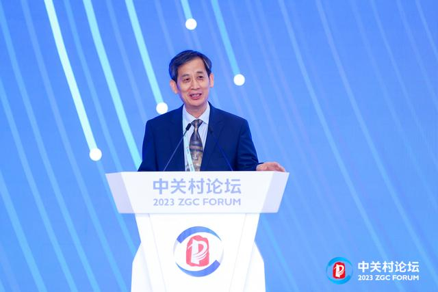 中国科学院天津工业生物技术研究所所长马延和在中关村论坛第二届碳达峰碳中和科技论坛上发表主旨演讲。主办方供图