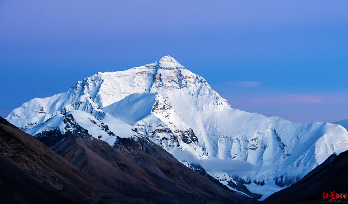 ↑珠穆朗玛峰