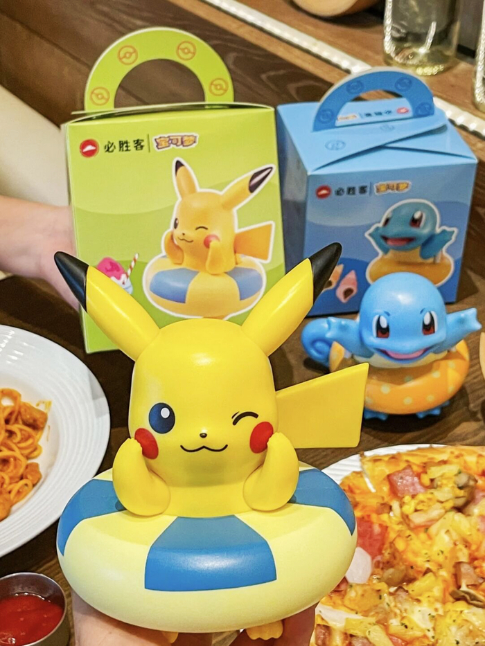 必胜客玩具。倪萍 摄