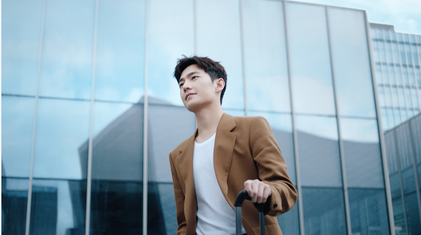 Samsonite（新秀丽）品牌代言人杨洋