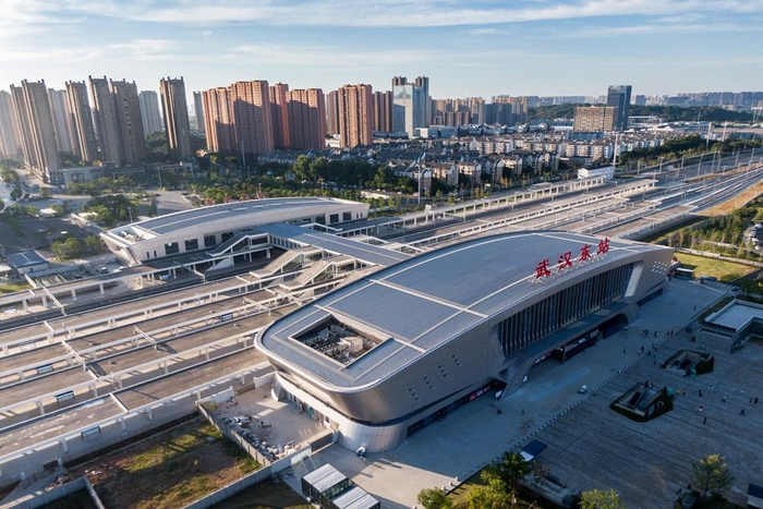 去年8月开通运营的武汉东站 图片来源：新华社