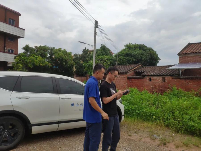 龙卷风灾害现场调查 图/佛山市龙卷风研究中心