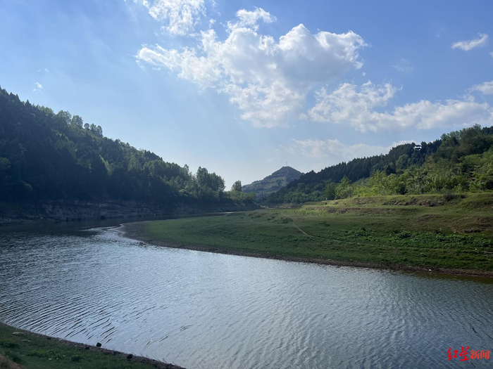 ▲金堂县红旗水库库尾黄石滩