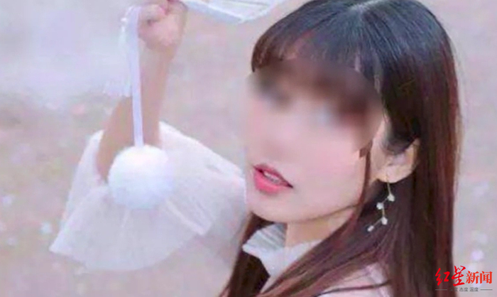 ↑包丽生前照片