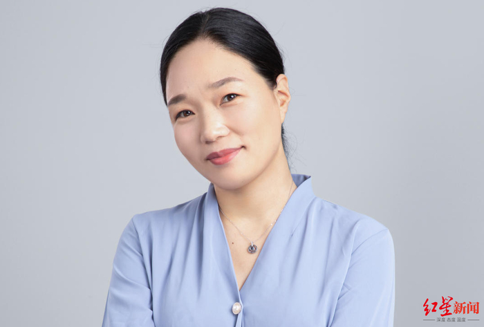 ▲成都新川外国语中学教师发展中心负责人赵小倩