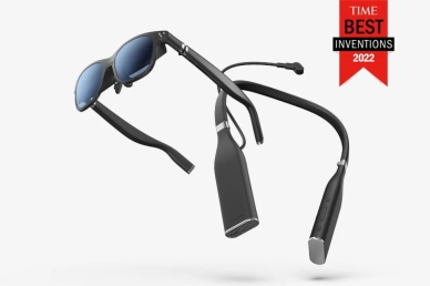 VITURE的颈挂式分体设计