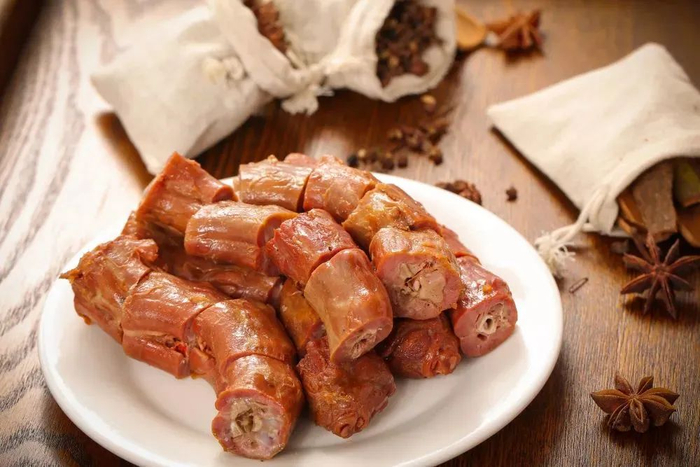 再也无法直视鸭脖子了