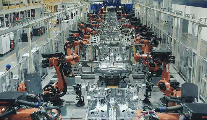 长安汽车制造工厂，图源长安汽车官微
