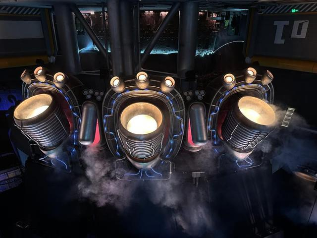 首钢一高炉·SoReal元宇宙乐园33CLUB电竞综合大厅科幻感十足。石景山区供图