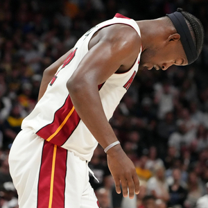 巴特勒强势领军热火挑战太阳三巨头防线