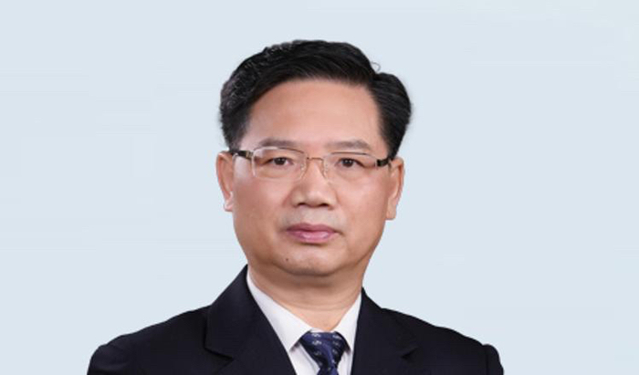 中国宝武董事长、党委书记的胡望明，图源：中国宝武官网