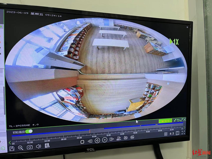 ↑冯女士发现幼儿园部分监控缺失