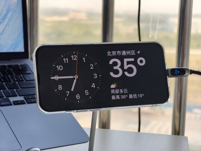 图源：品玩 ByArsT摄