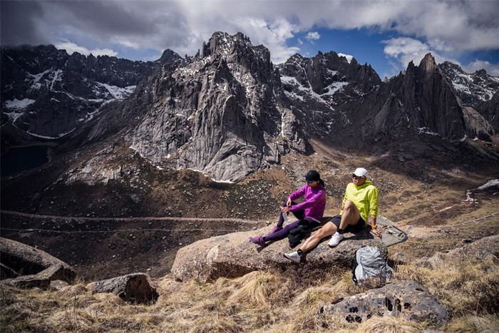 ARC'TERYX始祖鸟攀登社区大使 古袅袅 及其搭档心洛