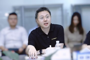 　（百度集团执行副总裁、百度智能云事业群总裁 沈抖）