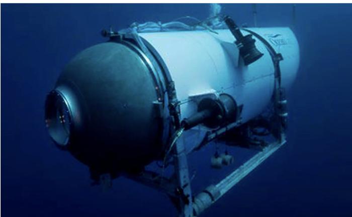 泰坦尼克号探险观光团失踪：潜入3800米深海，八天七夜花费180万，舱内