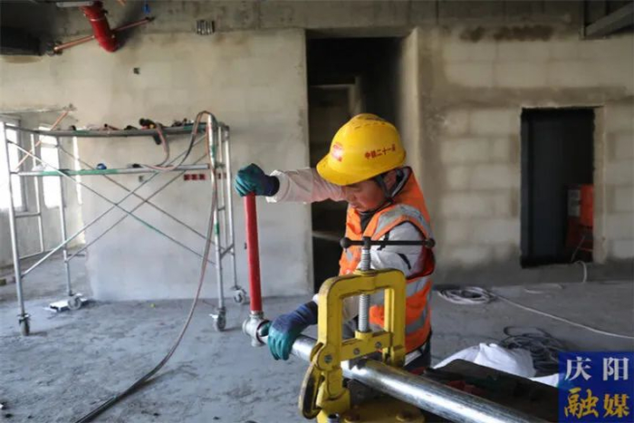 　　▲国家枢纽节点（甘肃）算力资源调度中心及平台项目施工现场。