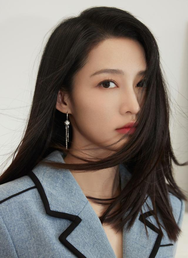 李沁说，这几年自己变得更加从容，也更加享受当下。  受访者供图