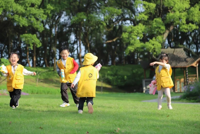 ◎十里芳菲的“小小村童夏令营”