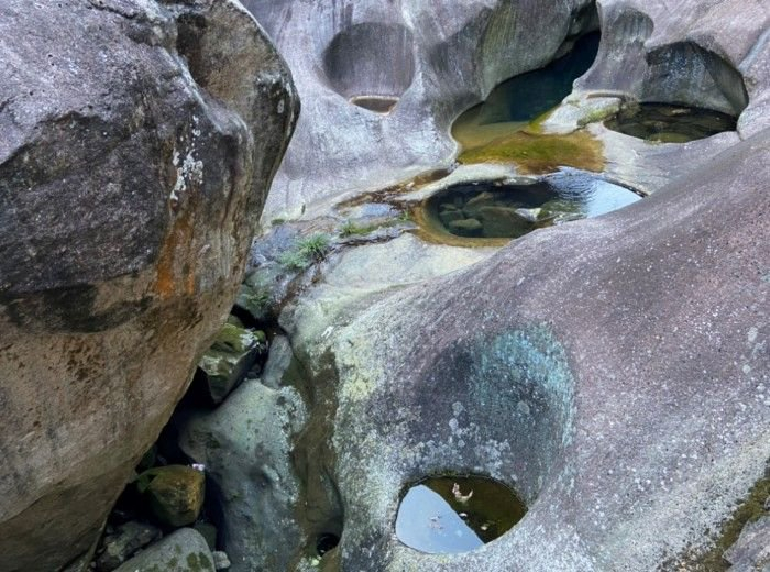 《白云山石臼群》摄影：远方