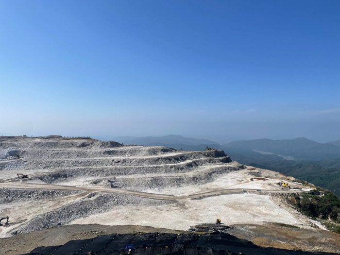 （宜春钽铌矿财联社记者摄）