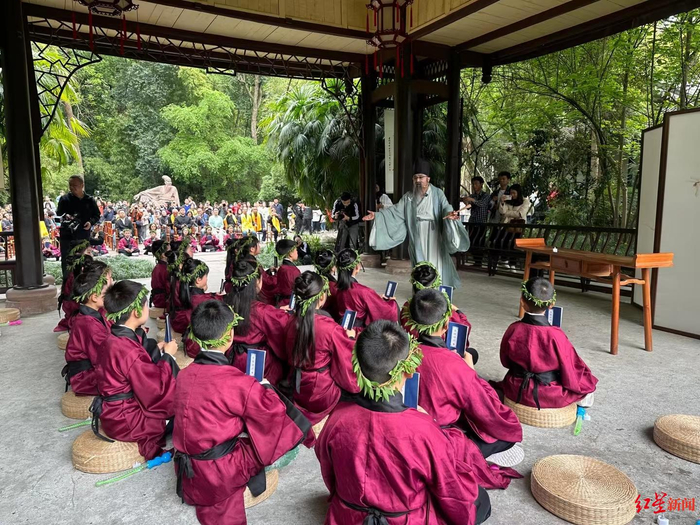 ▲三苏祠的活动现场 资料图