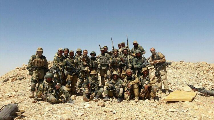 ↑在非洲执行任务的瓦格纳雇佣兵