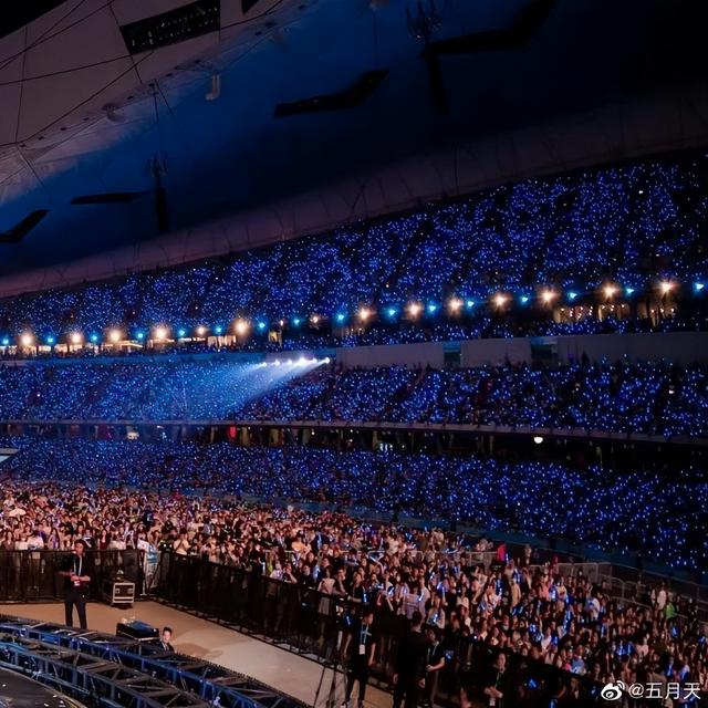 （图源：五月天官方微博）