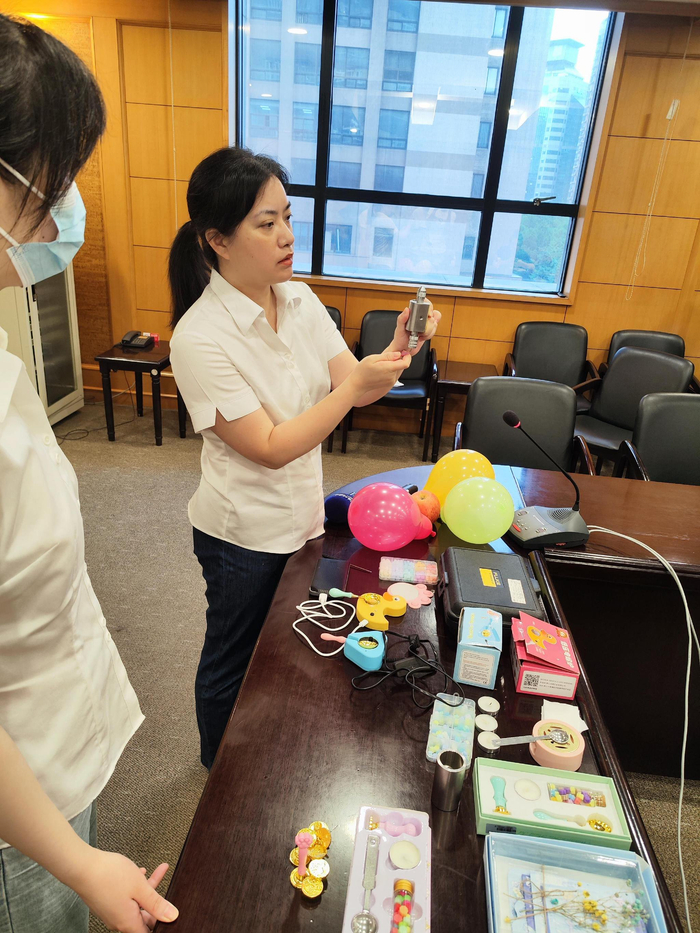 存在可触及的危险尖端。刘浩/摄