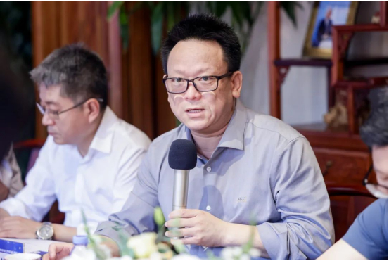 SGS通标标准技术有限公司副总裁   辛斌