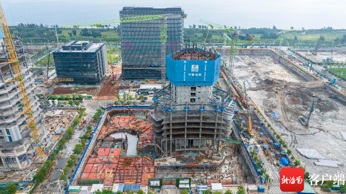 　　中国石化自贸大厦项目。记者 刘洋 摄