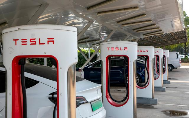 特斯拉充电站 图/IC photo