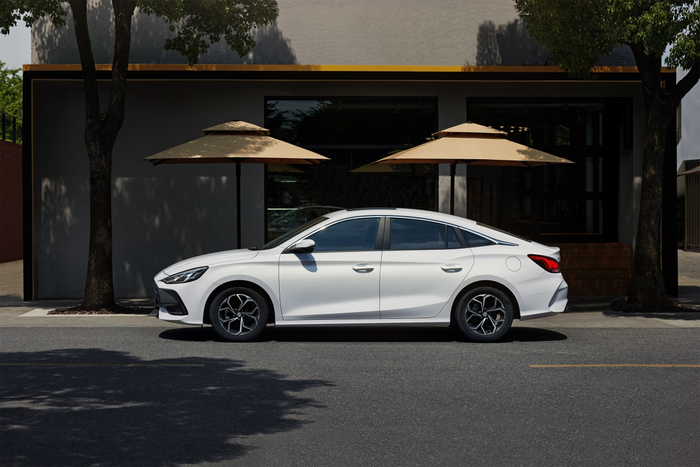 品质轿车新典范  名爵MG5 2023款