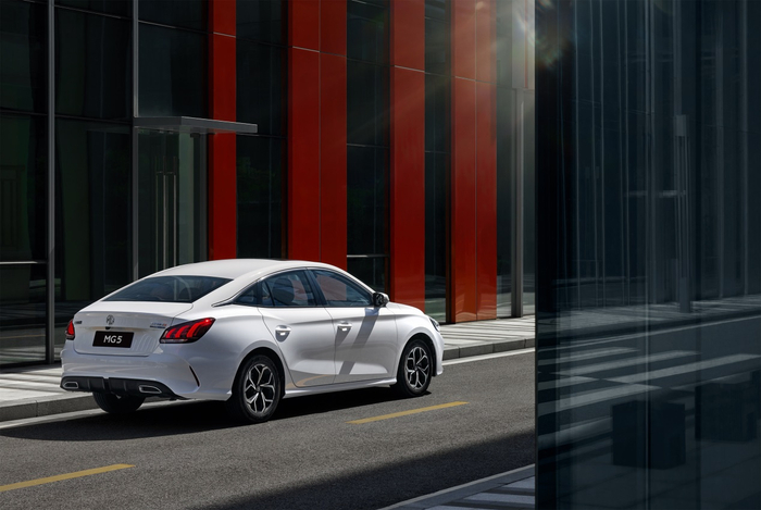 品质轿车新典范  名爵MG5 2023款