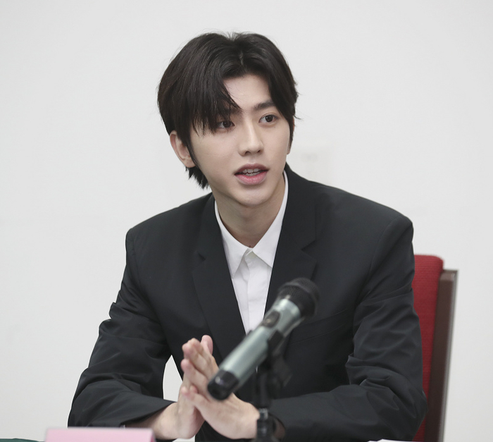 图为蔡徐坤参加某活动。（图片由CNSPHOTO提供）