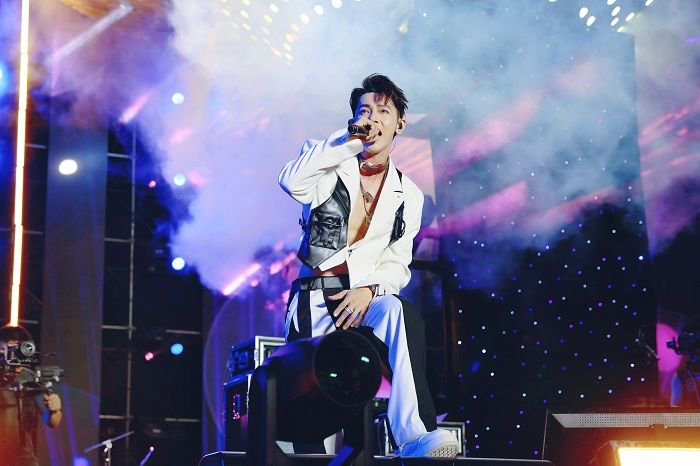 *汪东城 现场图