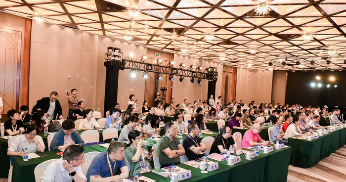 �й���ҽ��ѧԺ��ҩ�о����о�Ա����ӯ������ҽҩ�ɷ����޹�˾���³��ű���