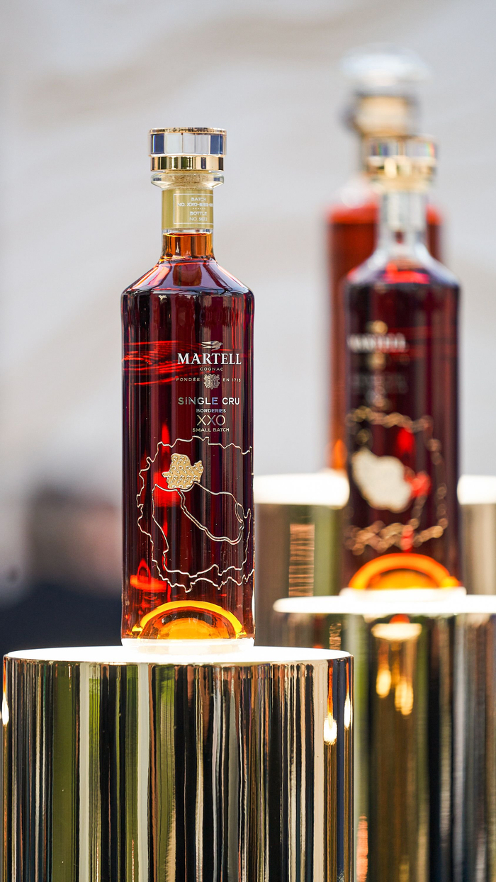 马爹利推出单一产区系列干邑,开启一场全新干邑风土探索之旅|酿酒师