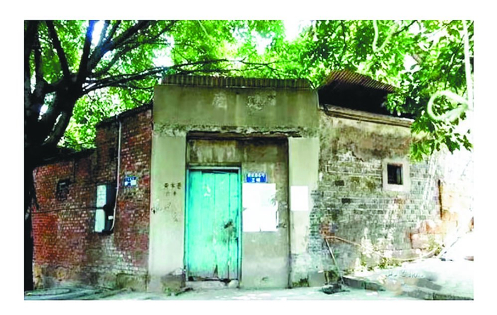     白杨在重庆南岸黄家巷的居住地“嫣庐”