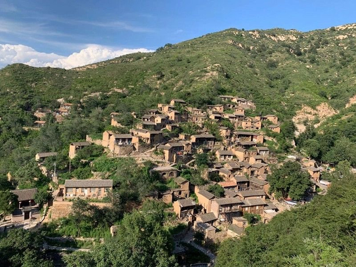 图为大汖古村全貌。资料图片