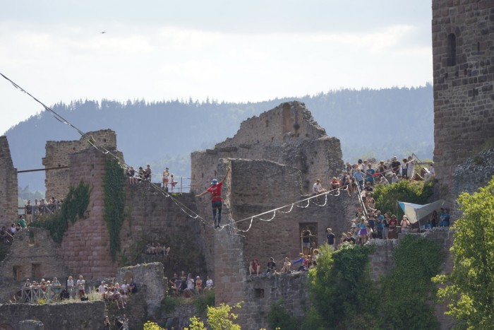 （法国高空扁带世界杯现场）