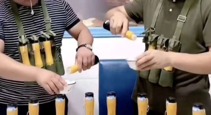 “他们连单兵携行具都给准备好了”