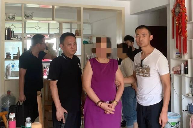 郑某某落网。图源：石门县公安局